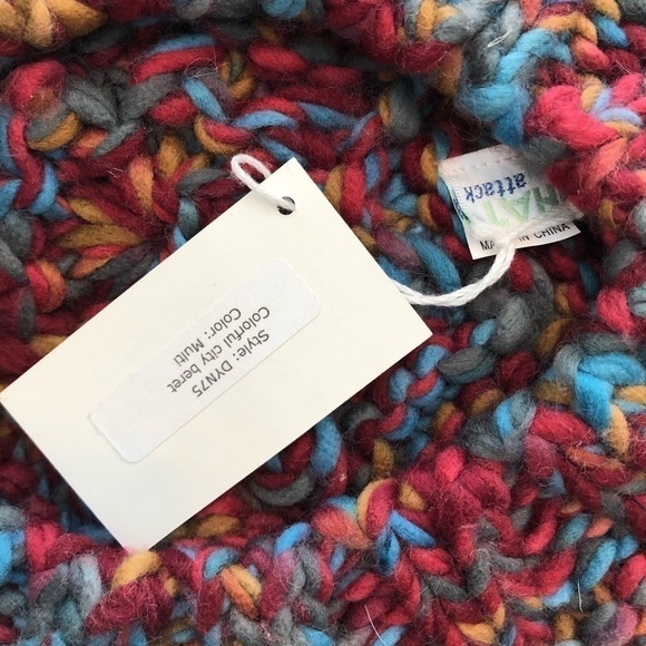 NWT Hat Attack Knit Beret NWT Hat Attack Knit Beret main image 3
